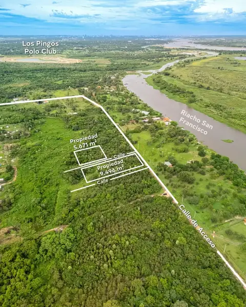 Dos terrenos en Limpio, zona Costa Azul